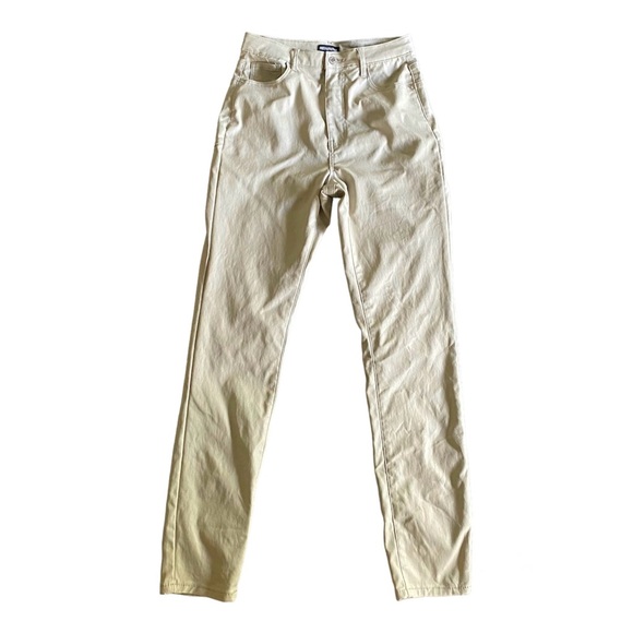 Pretty Little Thing Stone Hourglass Coated Skinny Jeans - Picture 2 of 9